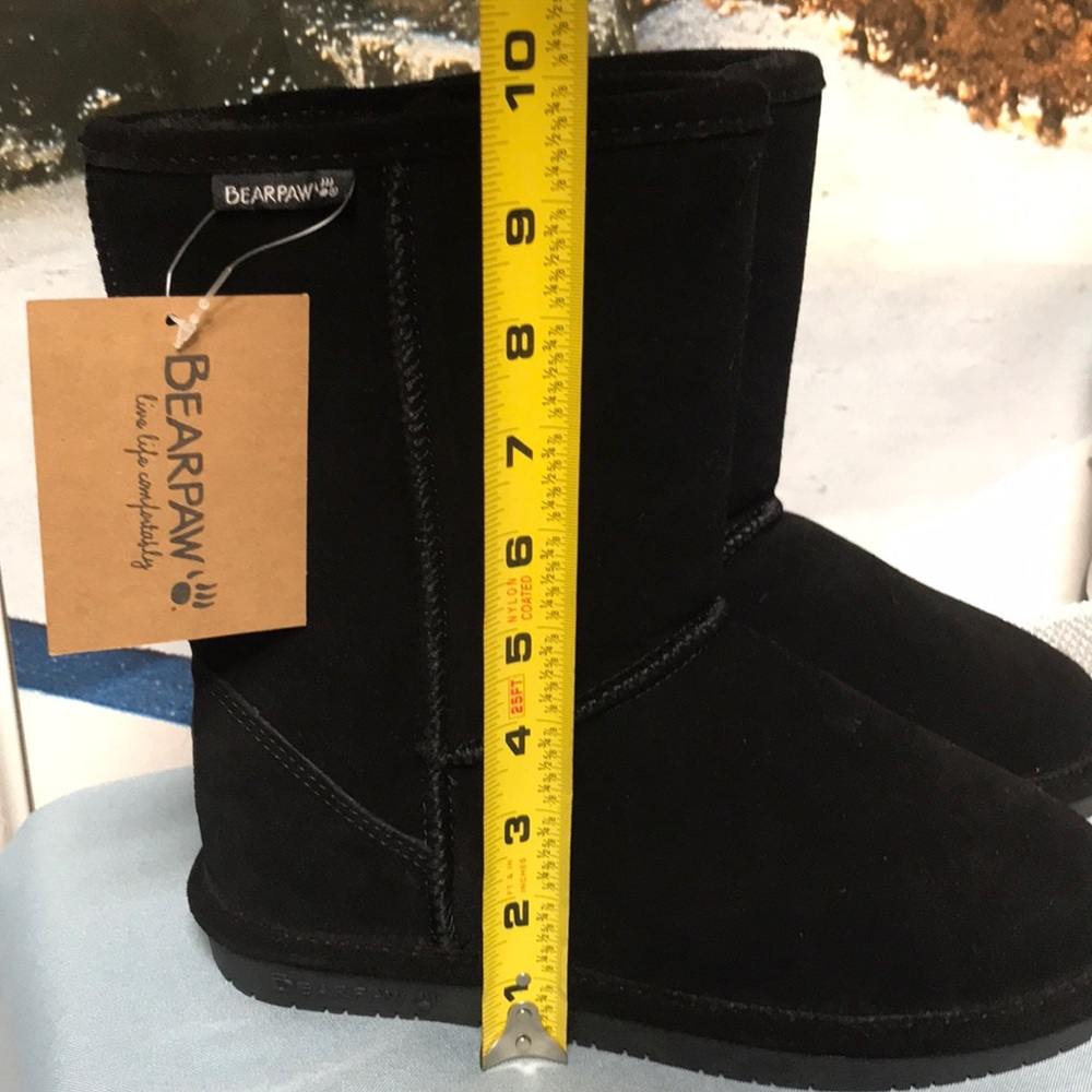 Bearpaw boots - Picture 2 of 6